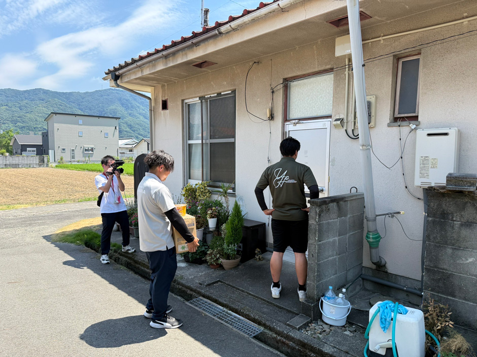 ①ニーズに応じた物資支援